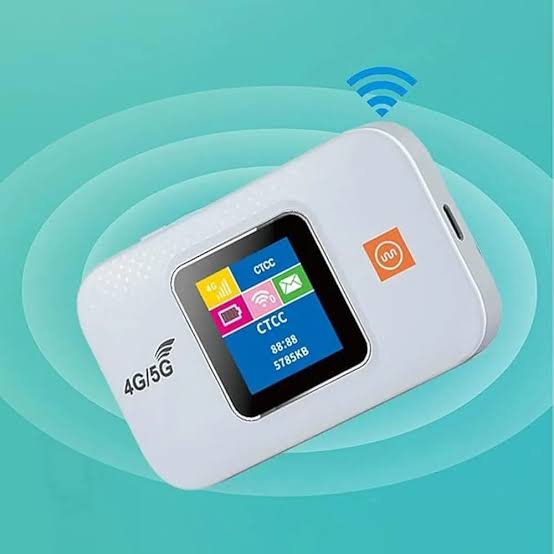 Mobile WiFi Pro – Portable 4G LTE CAT6 WiFi Router